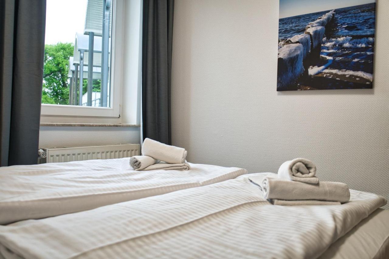 Strandnah, Balkon, Ahoi Erlebnisbad Gratis In Sellin - Strandresidenz Brandenburg Fewo 36 Goehren  Extérieur photo